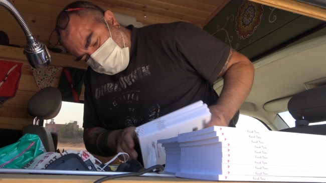 Yoldan uzakta bir 'Yolcu'